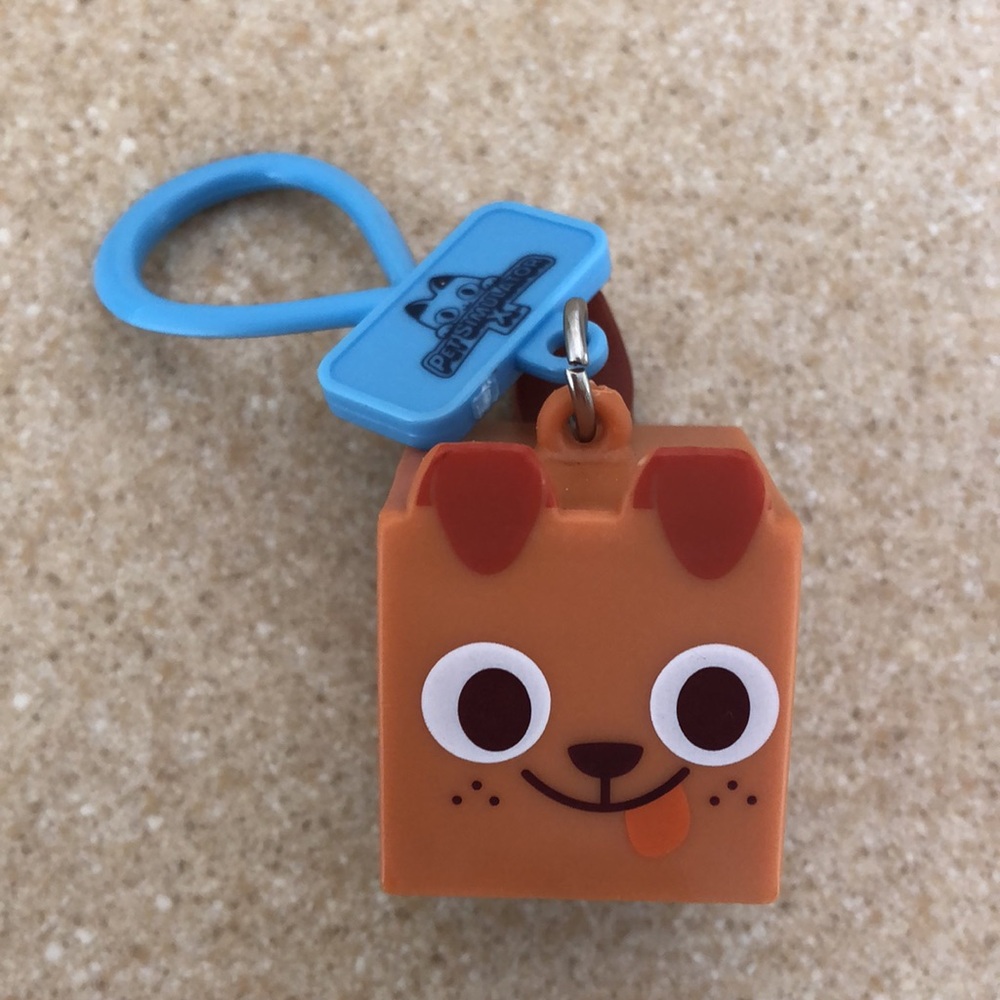 Pet Simulator X dog Keychain collectible